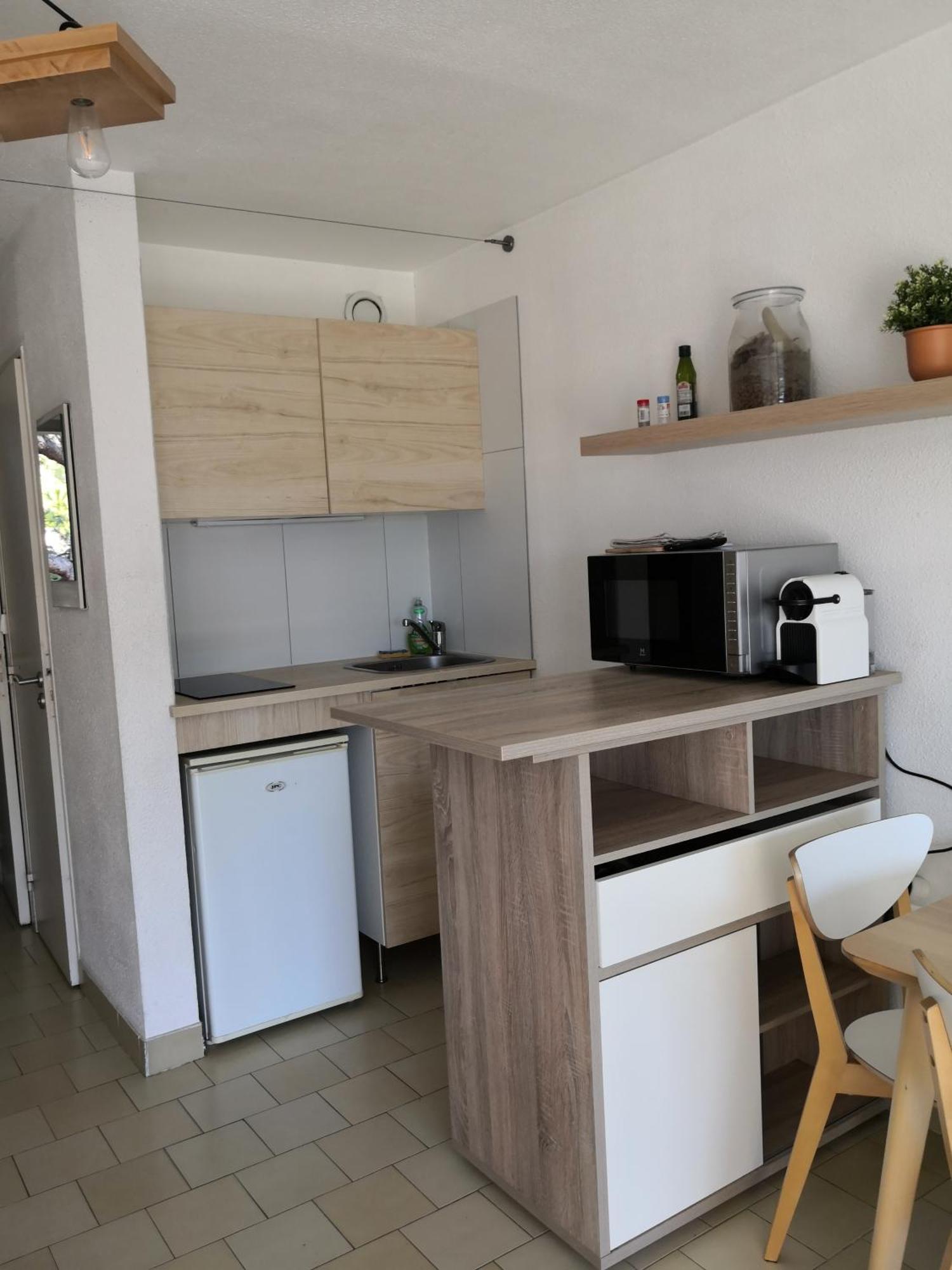 Studio à Hyères Port - Proche de toutes commodités Extérieur photo